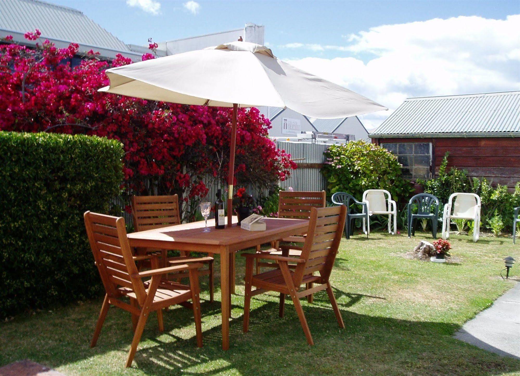City Close Motel Napier Bagian luar foto