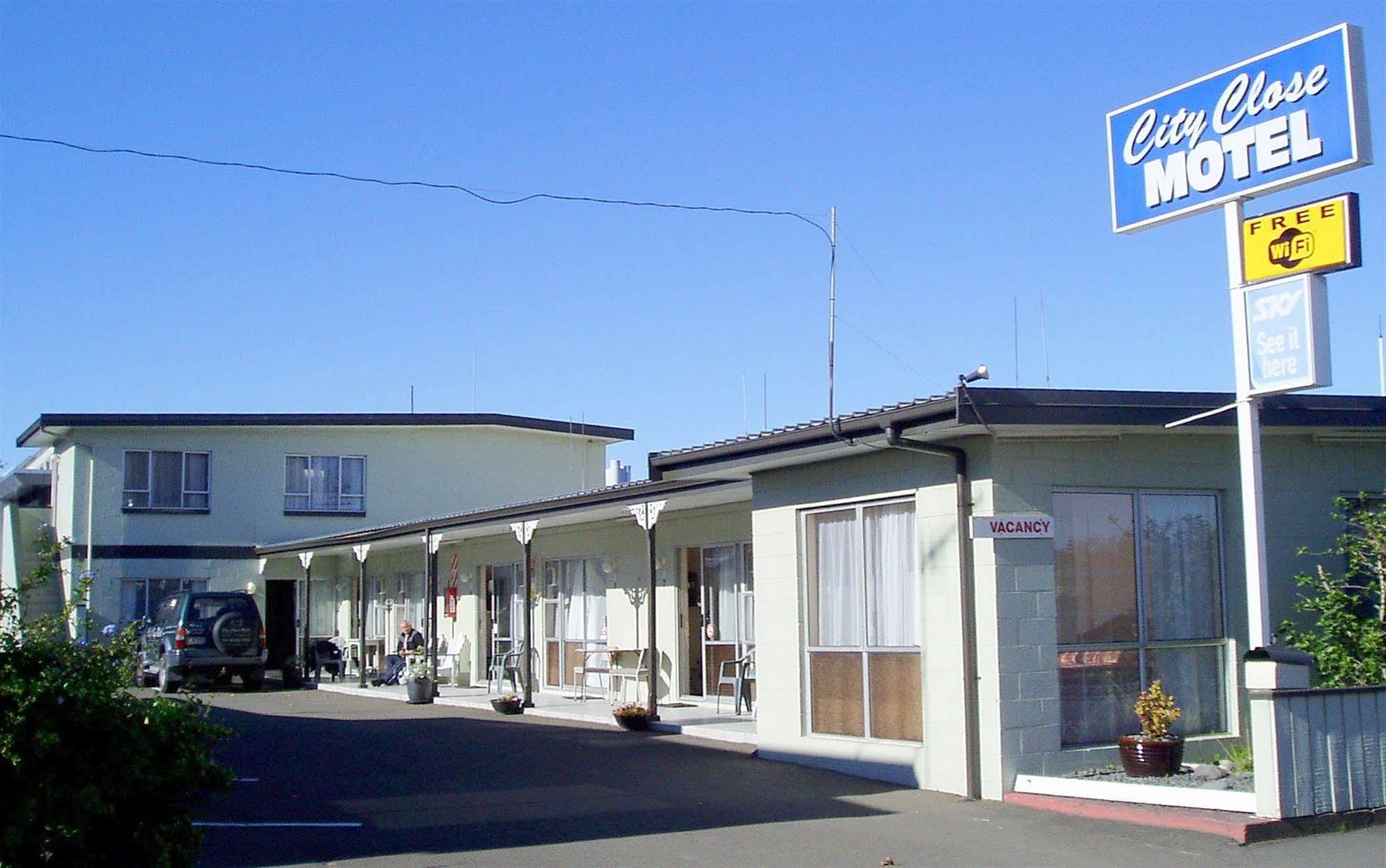 City Close Motel Napier Bagian luar foto